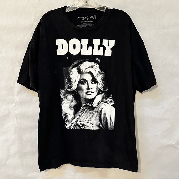Dolly Parton Country Music Black Graphic T-Shirt - Picture 1 of 6